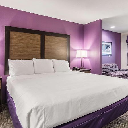 Econo Lodge Inn & Suites North Little Rock Near Riverfront Экстерьер фото