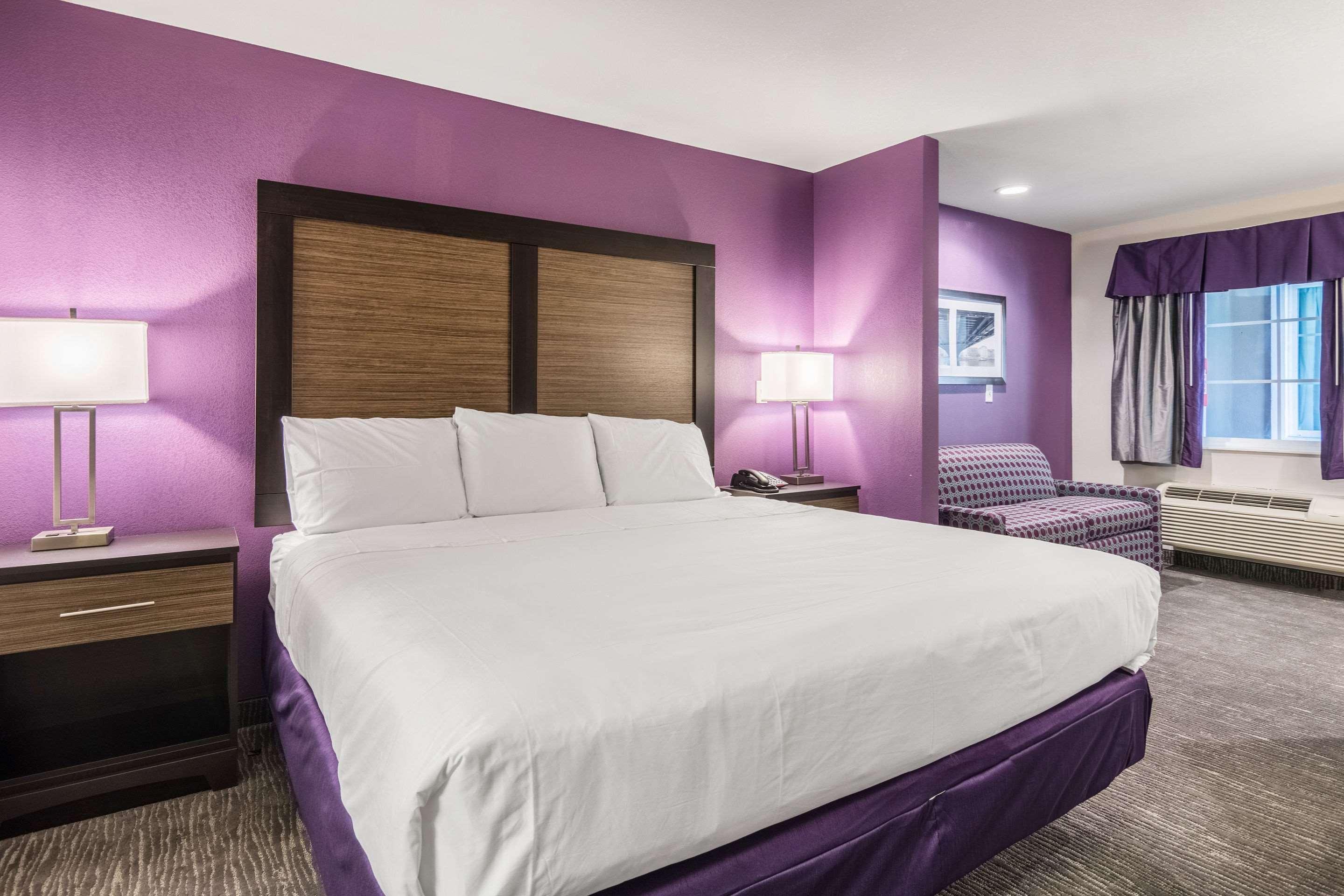 Econo Lodge Inn & Suites North Little Rock Near Riverfront Экстерьер фото