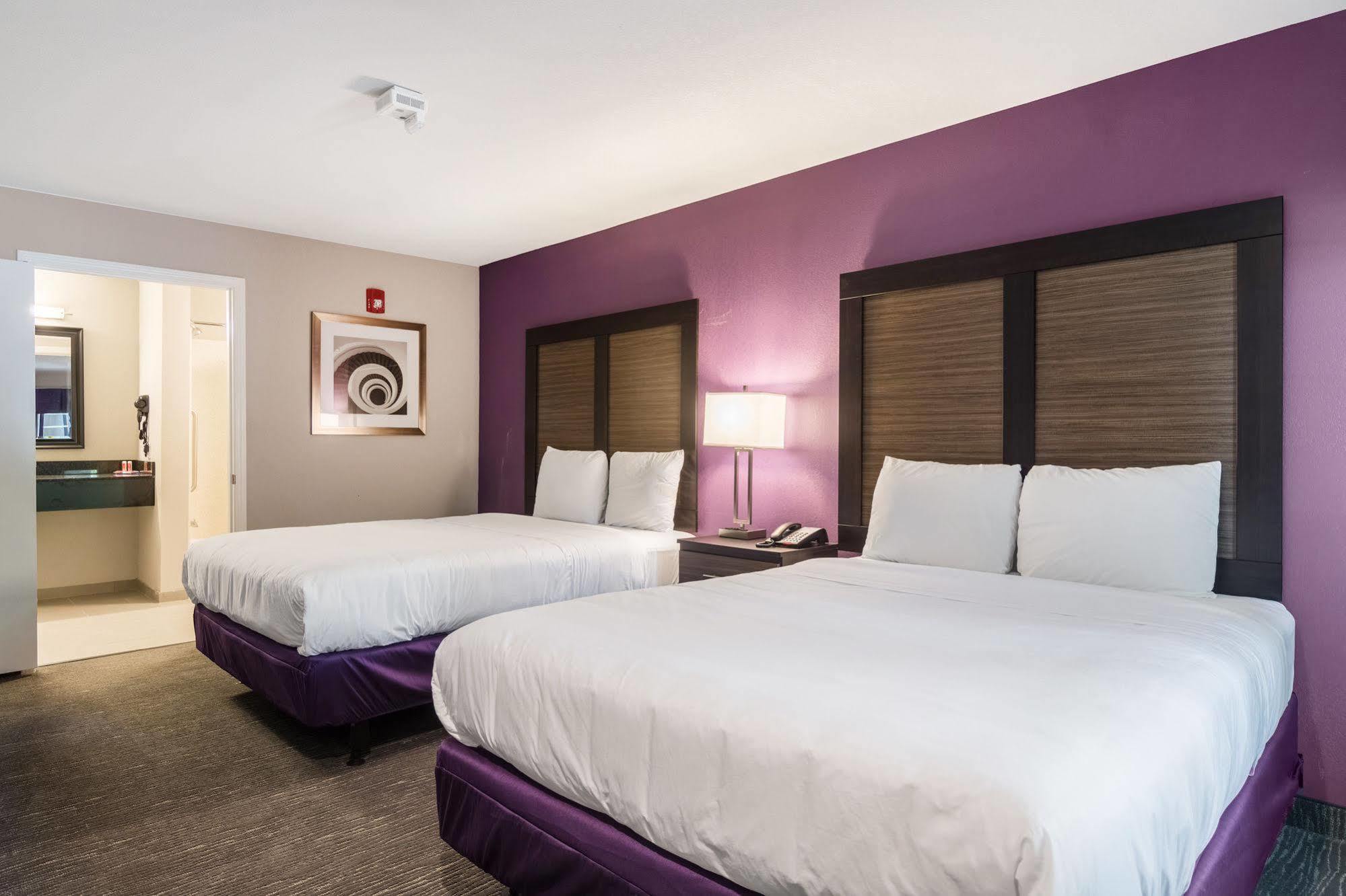 Econo Lodge Inn & Suites North Little Rock Near Riverfront Экстерьер фото